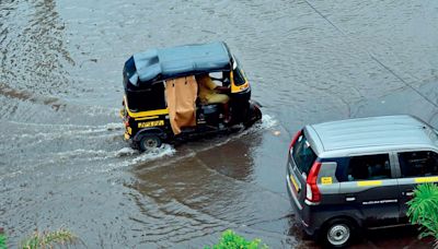 Heavy rain floods state; Raigad Fort closed, travel hit