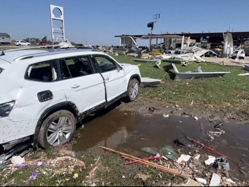 Thousands of Americans without power due to severe weather