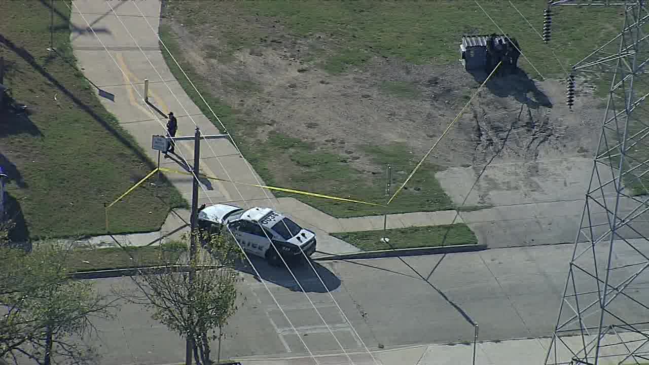 South Oak Cliff High School freshman girl shot at park across campus