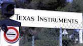 Wells Fargo starts Texas Instruments stock citing auto/industrial recovery doubts By Investing.com