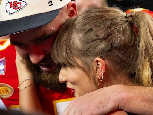 Travis Kelce's stud redemption as Taylor Swift's midriff dress dazzles (PHOTOS)