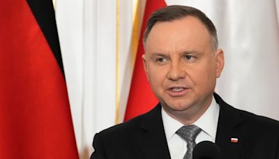 Poland ready to host US nuclear weapons, Duda says