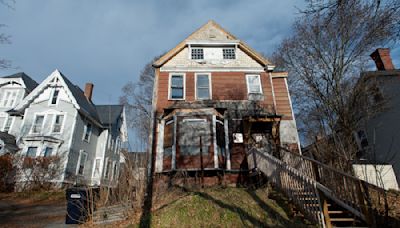 New lawsuit puts pressure on Maine towns that keep tax foreclosure profits