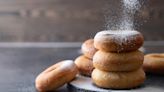 The Timing Rule To Know Before Adding Toppings To Fried Donuts