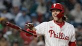 Phillies make the best of bad weather, crush San Francisco Giants, 14-3