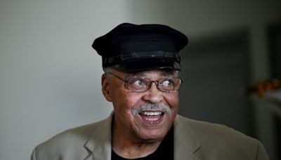 Muere James Earl Jones, actor estadounidense que puso voz a Darth Vader en Star Wars