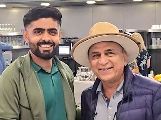 Watch: Babar Azam meets Sunil Gavaskar at airport as Pakistan travel to Dallas
