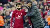 Imágenes de la discusión de Jurgen Klopp y Moh Salah en partido del Liverpool en Premier League - La Opinión