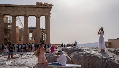 Greece heatwave: Warning for tourists after four dead and more missing in record temperatures