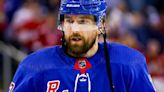 Wheeler returns to lineup for Rangers in Game 4
