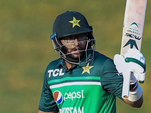 ''The Most Pathetic Question!'' : Pakistan Journalist Trolled For Comparing India Legend With Imam-ul-Haq