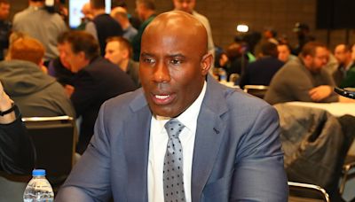 Terrell Davis' flight attendant accuser is FIRED by United