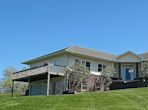 9 Valley Forge Dr, Lisbon IA 52253