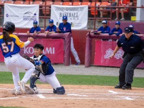 The world's top women's baseball teams are taking the field in Thunder Bay this week | CBC News