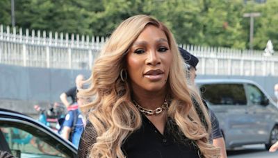 ... Go Out To Dine: Serena Williams...Refused A Table In Paris, But The Restaurant Says It Was Fully ...