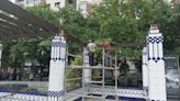 La fuente de 'Los Patos' en Gijón, en obras para rehabilitar la pérgola