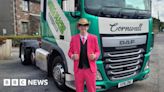 'Lorry-mad' schoolboy rides in style to prom