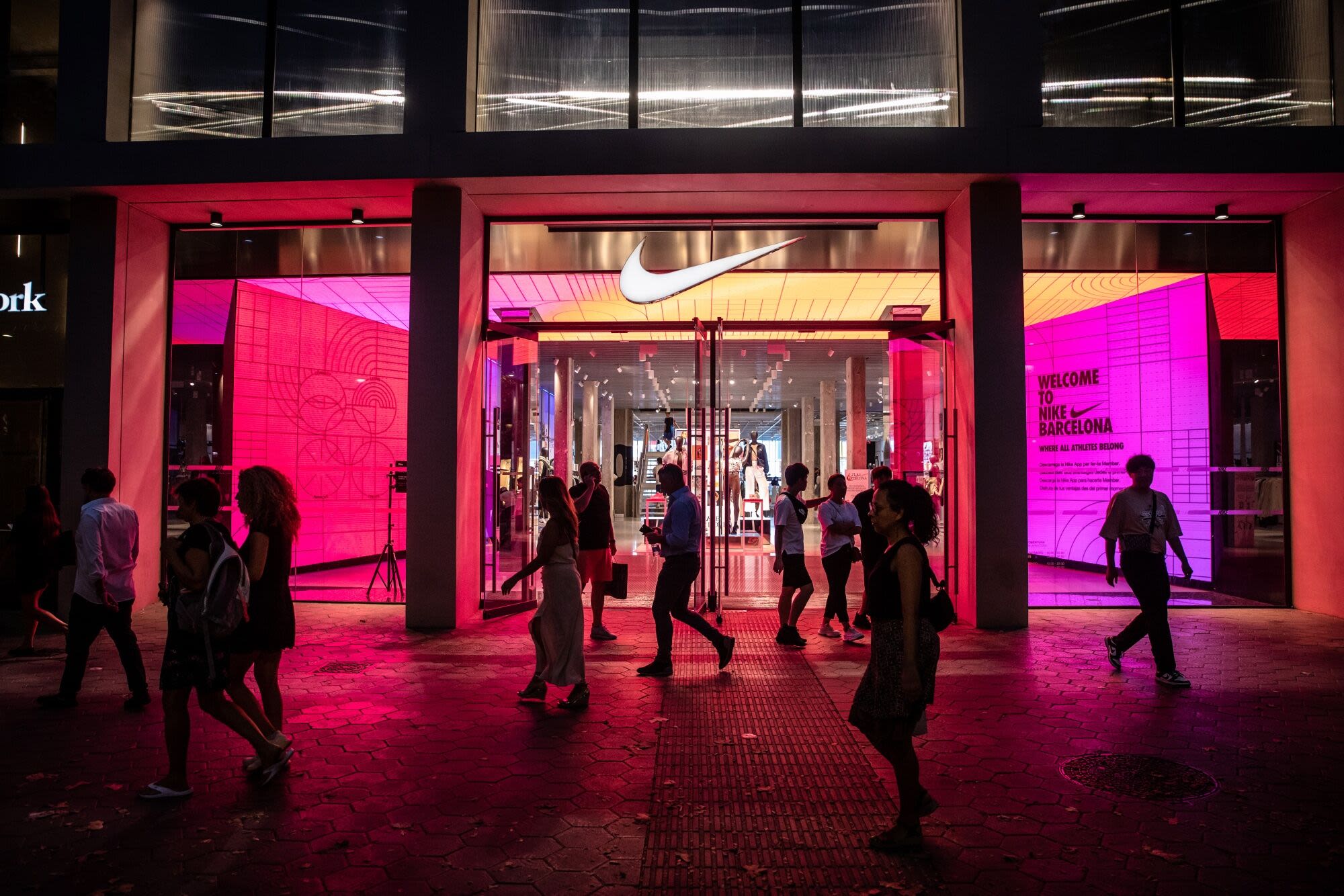 Nike’s Sales Warning Leads Morgan Stanley, JPMorgan and More to Pause Buy Calls on Stock