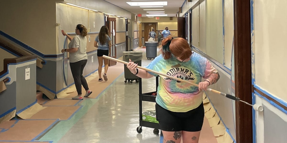 Independence community comes together to make schools shine