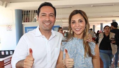 Junto con las y los yucatecos, acude Mauricio Vila Dosal a las urnas a emitir su voto
