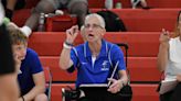 Darien girls volleyball coach Laurie LaRusso steps down after 42 seasons, 19 state championships