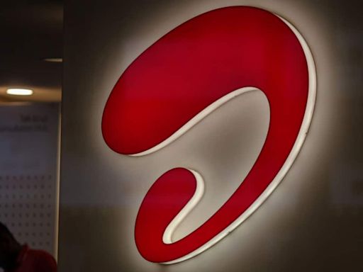 Bharti Airtel acquires 1% stake in Indus Towers as Vodafone group offloads equity