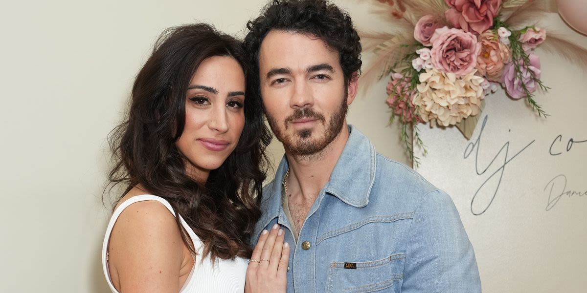 'Claim to Fame' Host Kevin Jonas' Wife Didn't Recognize Him When They Met on Vacation