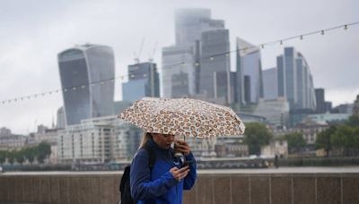 UK economy flatlines in July for second month running