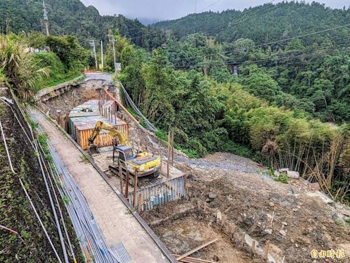 午後大雨+水電管路重修 杉林溪聯外道搶通再延至9月底