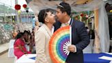 Indígenas mixes de México se casan en primera boda igualitaria en la región