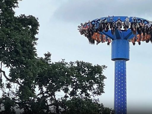 28 people left dangling, stuck upside down on ride at Oaks Amusement Park: Video