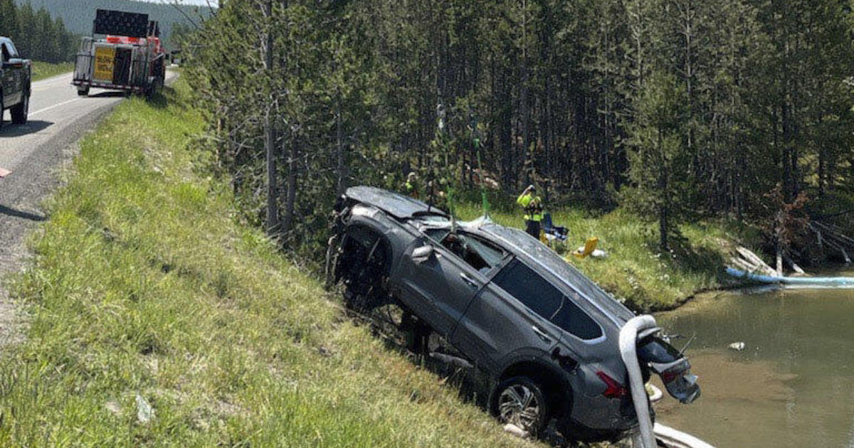 Car runs off the road and into thermal geyser at Yellowstone National Park