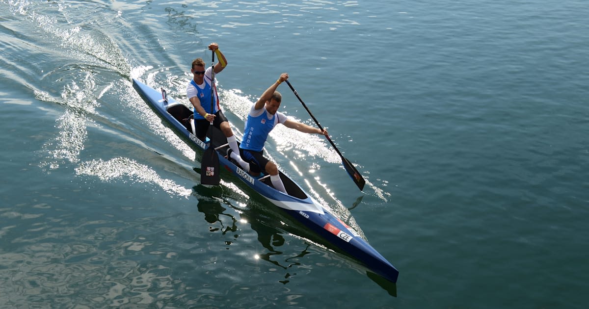 Czech paddlers plan journey down the Seine to honor Olympian Emerich Ráth