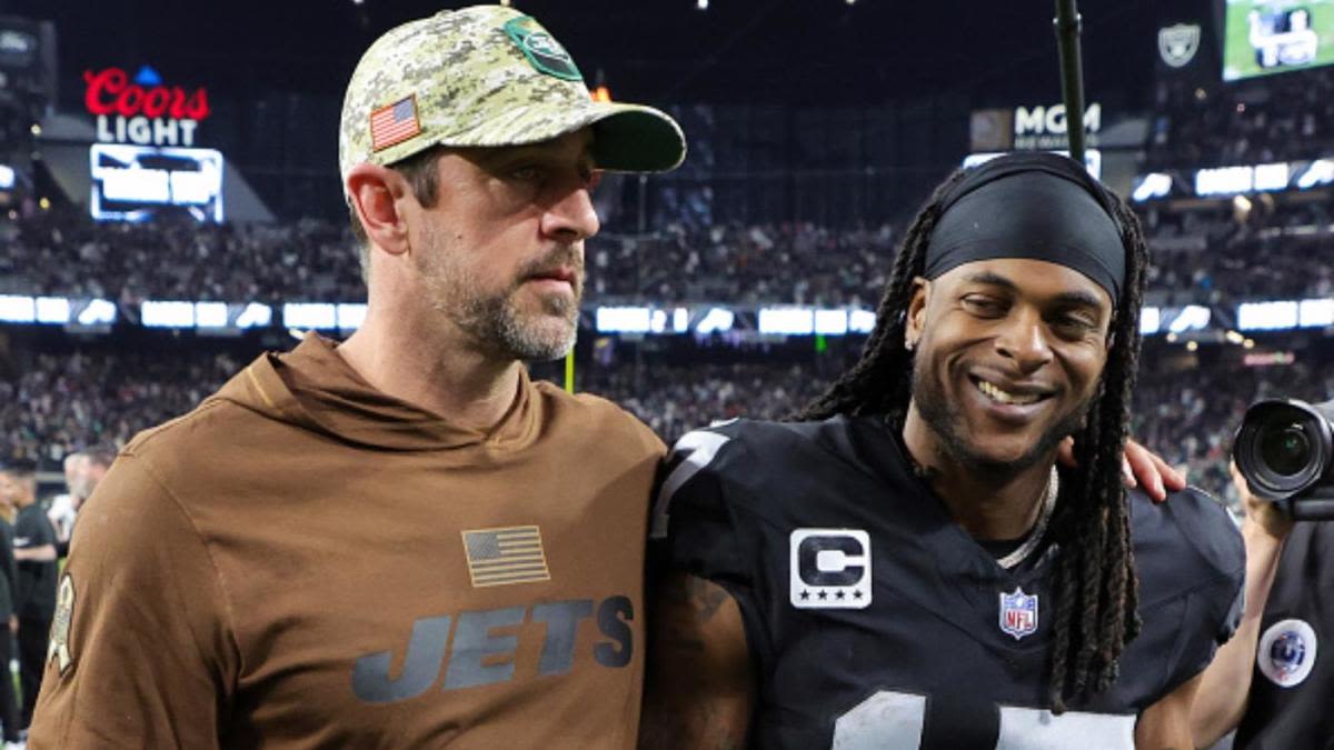 NFL legend would 'love' to see Davante Adams reunite with Jets' Aaron Rodgers, encourages WR to 'chase a ring'