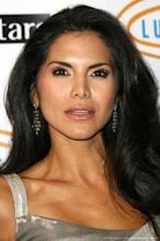 Joyce Giraud