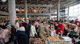 Analysis-East Europeans count their pennies for Christmas as food costs soar