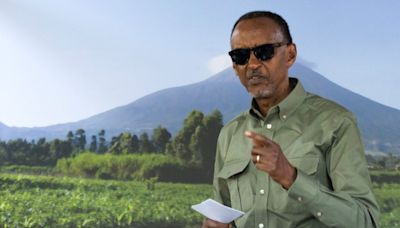 Rwanda's President Kagame sworn in to extend lengthy tenure