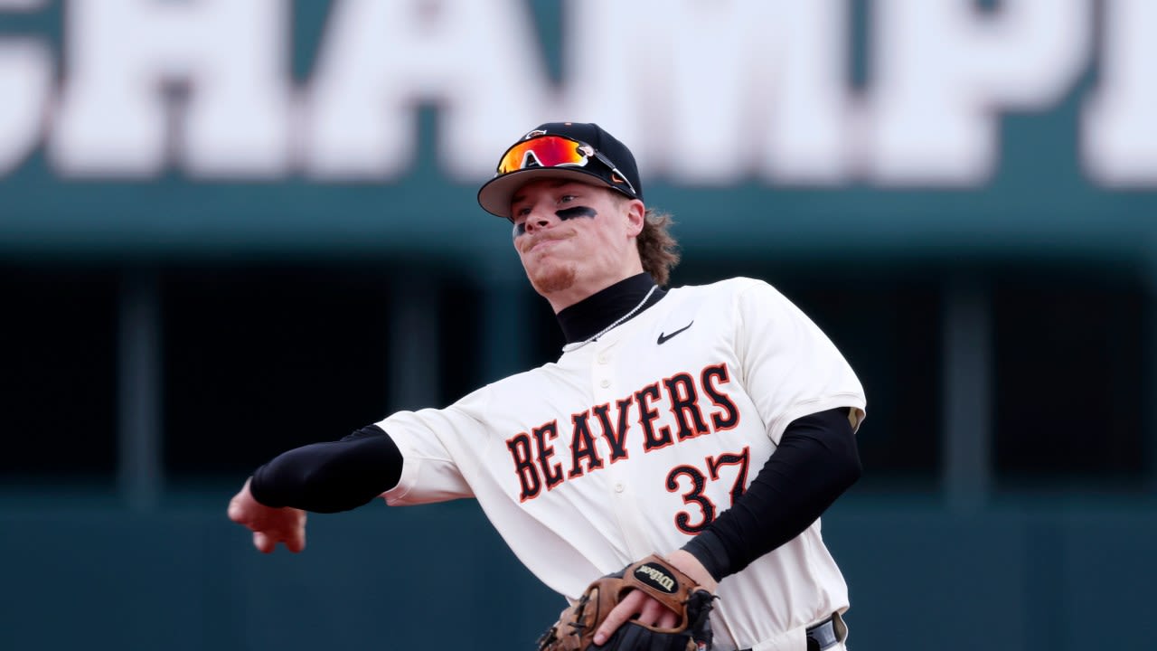 Oregon State baseball defeats UC Irvine to advance to Super Regionals