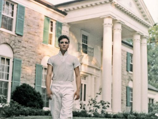 Riley Keough, Elvis' granddaughter, fights to avoid foreclosure sale of Graceland