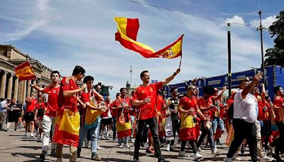 La afición de la Roja se hace sentir en Stuttgart