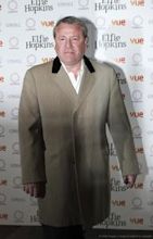 Ray Winstone