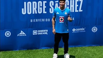 Jorge Sánchez y su promesa a la afición de Cruz Azul: "Vengo a levantar títulos" | El Universal