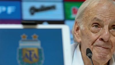 César Luis Menotti será despedido en el predio de la AFA en Ezeiza