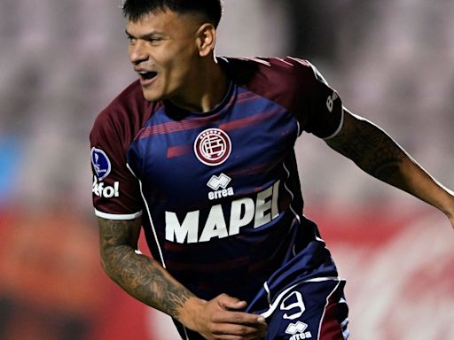 Lanús le ganó a Deportivo Garcilaso y quedó a un paso de la clasificación