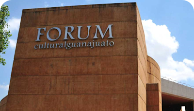 Firma de convenio de colaboración entre Forum Cultural Guanajuato y el Instituto Lux