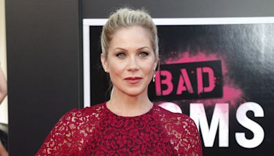 Christina Applegate: Schauspielerin musste Windeln tragen