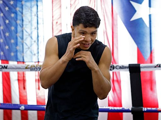 ¿Cuál es el récord de Jaime Mungía en su carrera profesional? Victorias, derrotas, knockouts, títulos