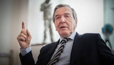 Schröder wettert im TV: „Armselige Leute“ und „armer Wicht“