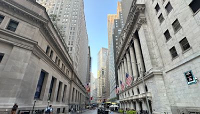 Stock market today: Wall Street leaps, and S&P 500 rallies 1.6% as US shoppers drive the economy