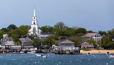 After vote Tuesday failed, Nantucket’s short-term rental debate will grind on - The Boston Globe